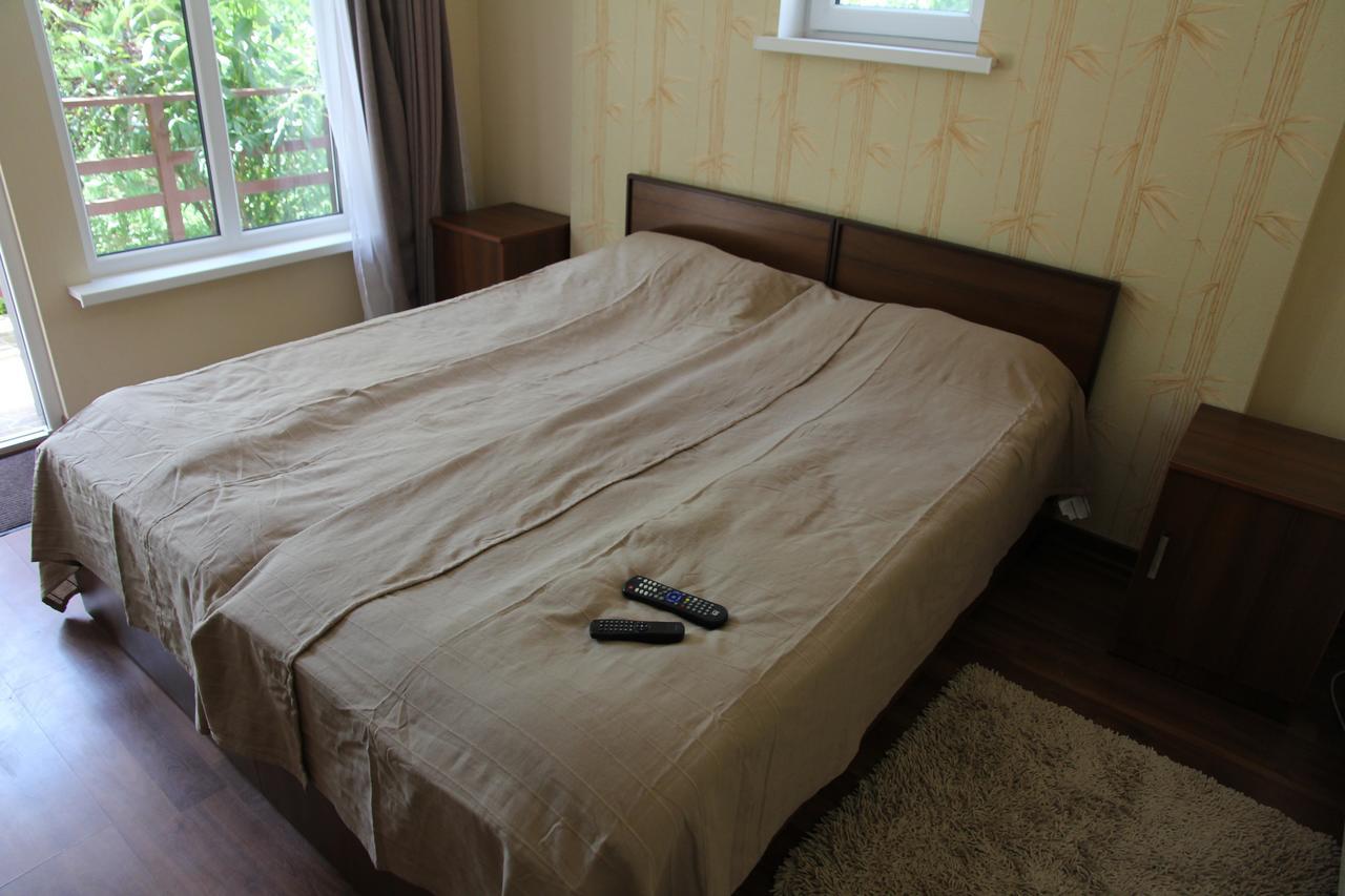 Guest House Leto Dolinka Luaran gambar